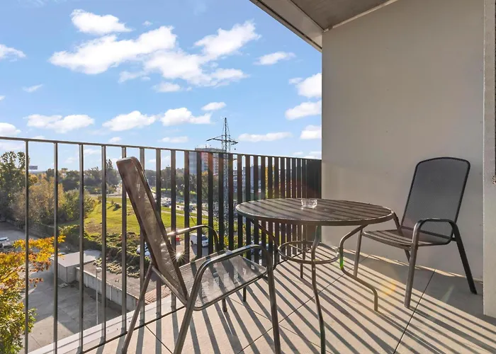 Liv Cashmere Nest W Balcony, Ac & Free Parking Apartment Bratislava