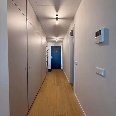 Modern - Parking - Ac * 布拉迪斯拉发